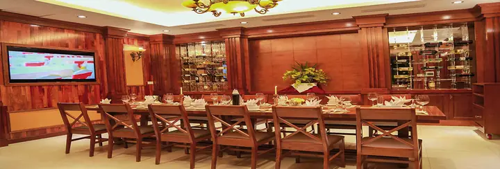 Nhà Hàng Ẩm Thực Làng Chài Hạ Long: Menu & Trải Nghiệm