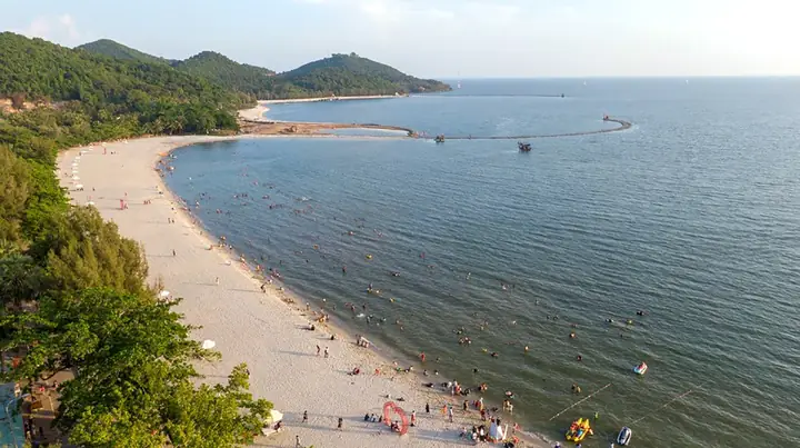 Bãi Biển Cát Trắng Hà Tiên: Khám Phá Thiên Đường Biển Mới Của Tây Nam Bộ Bãi Biển Cát Trắng Hà Tiên: Khám Phá Thiên Đường Biển Mới Của Tây Nam Bộ