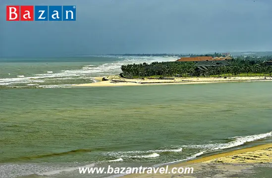 Cẩm Nang Bãi Biển Đẹp Ở Quảng Bình: Top 4 Điểm Đến Hoang Sơ & Lý Tưởng