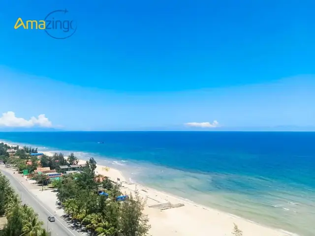 Cẩm Nang Bãi Biển Đẹp Ở Quảng Bình: Top 4 Điểm Đến Hoang Sơ & Lý Tưởng