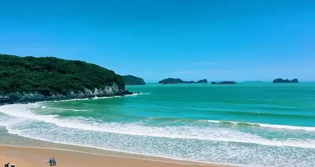 Bãi Biển Đồ Sơn – Hướng Dẫn Chi Tiết Khám Phá Điểm Đến Hấp Dẫn Ở Hải Phòng Bãi Biển Đồ Sơn – Hướng Dẫn Chi Tiết Khám Phá Điểm Đến Hấp Dẫn Ở Hải Phòng