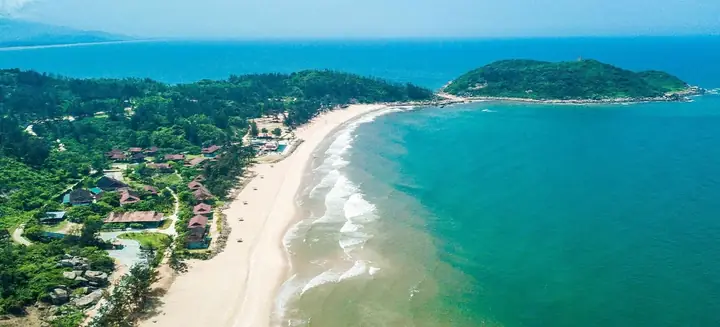 Bãi Biển Thạch Hải Hà Tĩnh: Cẩm Nang Khám Phá Vùng Biển Hoang Sơ, Tĩnh Lặng
