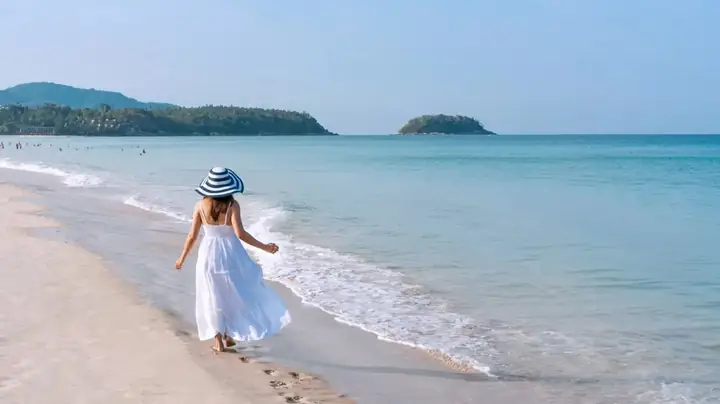 Bãi Biển Thạch Hải Hà Tĩnh: Cẩm Nang Khám Phá Vùng Biển Hoang Sơ, Tĩnh Lặng