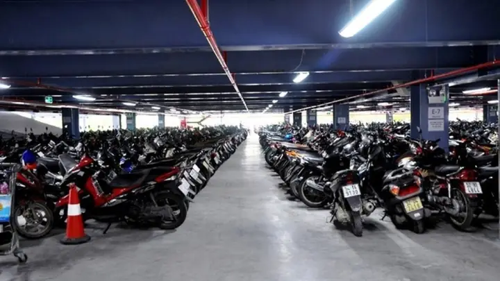 Tp.hcm: Địa Chỉ Bãi Giữ Xe Máy 24/24 Gần Đây