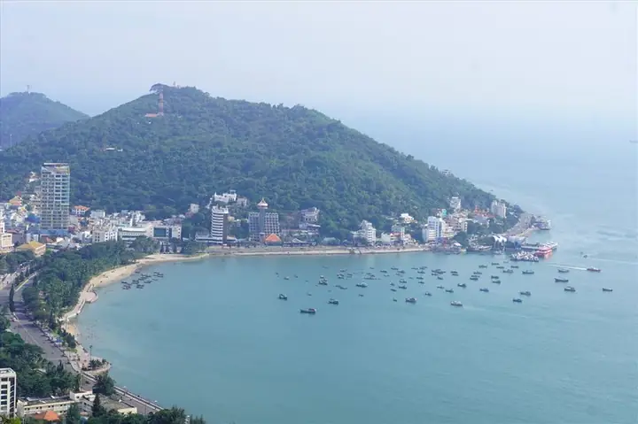 Khám Phá Bãi Trước – Bãi Biển Vũng Tàu Lý Tưởng Cho Kỳ Nghỉ Gia Đình