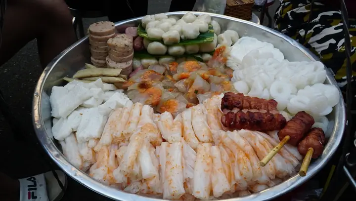 Bánh Bột Lọc Chợ Bà Chiểu: Review Chi Tiết Từ A Đến Z