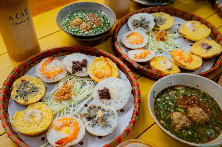 Khám Phá 12 Quán Bánh Căn Đà Lạt Ngon Nhất Cho Thực Khách Khó Tính