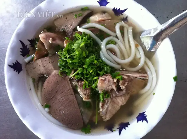 Khám Phá Bánh Canh Bến Có: Nguồn Gốc, Địa Chỉ, Giá & Cách Ăn Khám Phá Bánh Canh Bến Có: Nguồn Gốc, Địa Chỉ, Giá & Cách Ăn