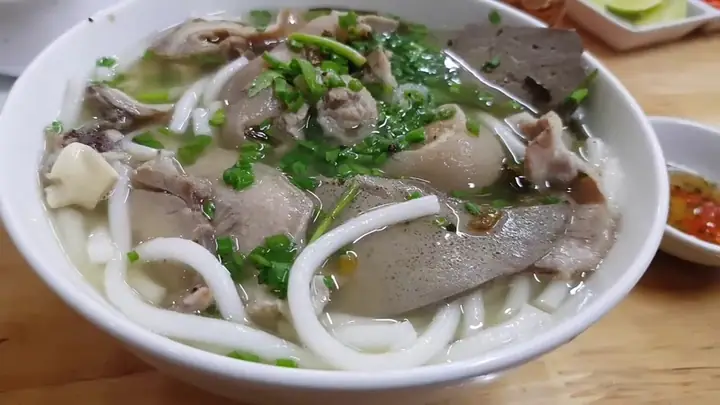 Khám Phá Bánh Canh Bến Có: Nguồn Gốc, Địa Chỉ, Giá & Cách Ăn Khám Phá Bánh Canh Bến Có: Nguồn Gốc, Địa Chỉ, Giá & Cách Ăn