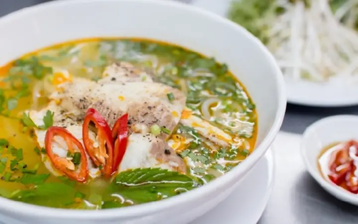 Bánh Canh Cá Lóc Bột Gạo Là Gì? Hướng Dẫn Nấu & Trải Nghiệm Chuẩn Vị