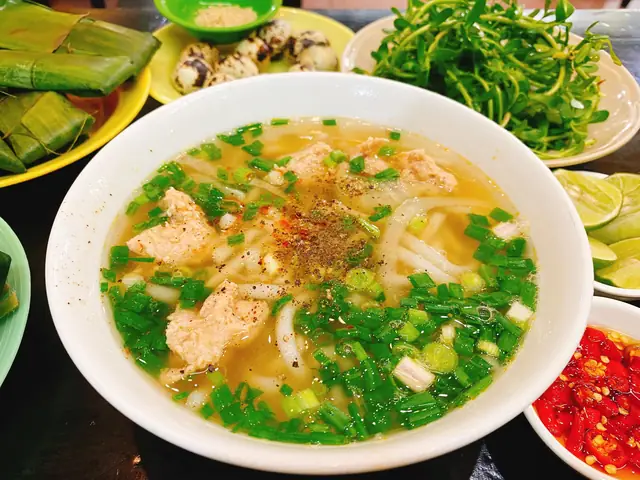 Khám Phá Bánh Canh Cá Lóc Chú La – Hương Vị Đặc Trưng Đà Lạt