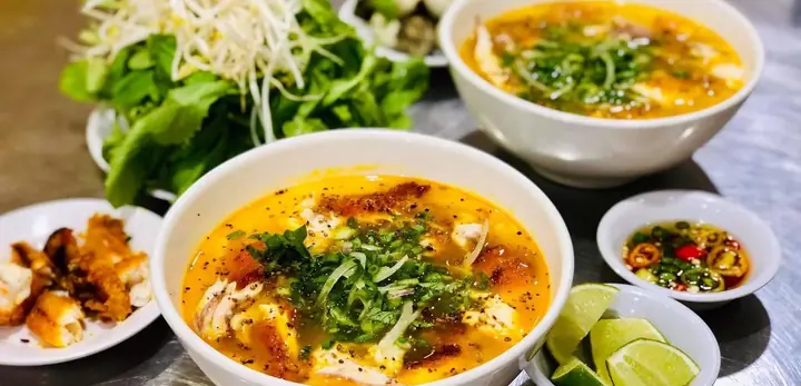 Khám Phá Bánh Canh Cá Lóc Chú La – Hương Vị Đặc Trưng Đà Lạt Khám Phá Bánh Canh Cá Lóc Chú La – Hương Vị Đặc Trưng Đà Lạt