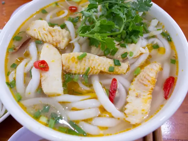 Cách Nấu Bánh Canh Cá Lóc Chuẩn Vị Miền Trung Đậm Đà Cách Nấu Bánh Canh Cá Lóc Chuẩn Vị Miền Trung Đậm Đà