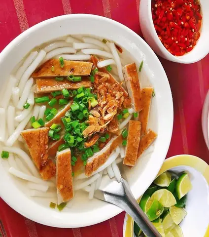 Quán Bánh Canh Chả Cá Phan Thiết Ngon, Giá Rẻ Cho Địa Phương