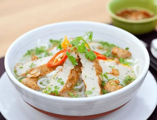 Bánh Canh Chả Cá Phan Thiết: Cẩm Nang Khám Phá Món Ăn Đặc Trưng Bánh Canh Chả Cá Phan Thiết: Cẩm Nang Khám Phá Món Ăn Đặc Trưng