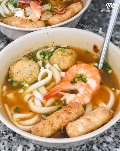 Bánh Canh Cua Lê Hồng Phong Có Thực Sự Đáng Để Thử?