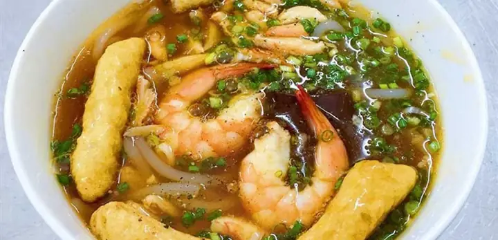 Bánh Canh Cua Út Lệ Tô Hiến Thành: Review Chi Tiết Từ A Đến Z Bánh Canh Cua Út Lệ Tô Hiến Thành: Review Chi Tiết Từ A Đến Z