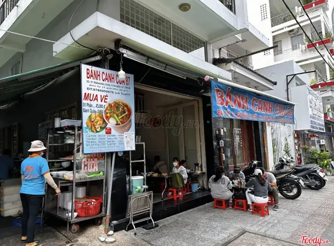 Đánh Giá Chi Tiết Quán Bánh Canh Cua Trần Khắc Chân: Trải Nghiệm Món Ngon "đậm Chất Xưa" Giữa Lòng Sài Gòn