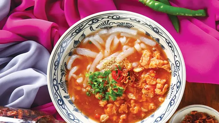 Bánh Canh Nam Phổ Huế: Nơi Ăn, Hương Vị & Kinh Nghiệm Thưởng Thức