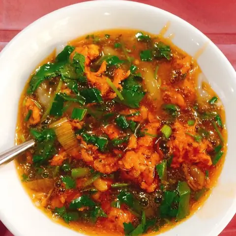 Bánh Canh Nam Phổ Huế: Nơi Ăn, Hương Vị & Kinh Nghiệm Thưởng Thức