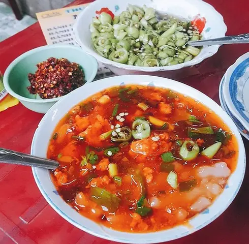 Bánh Canh Nam Phổ Huế: Nơi Ăn, Hương Vị & Kinh Nghiệm Thưởng Thức