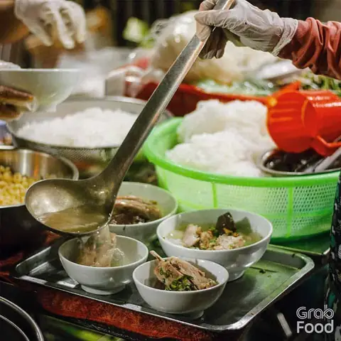 Bánh Canh Sườn Cây Quận 5: Top 5 Quán Ngon Nhất Đánh Giá Khách Quan