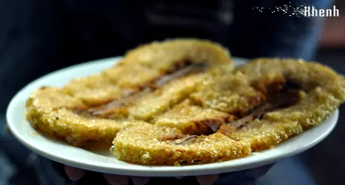 Review Quán Bánh Chưng Rán 73 Phạm Hồng Thái: Trải Nghiệm Ăn Vặt Đậm Chất Hà Nội Review Quán Bánh Chưng Rán 73 Phạm Hồng Thái: Trải Nghiệm Ăn Vặt Đậm Chất Hà Nội