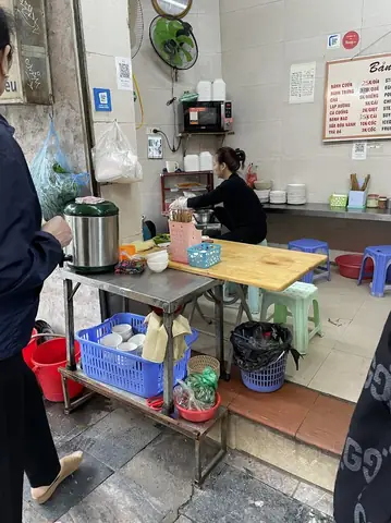 Bánh Cuốn Phố Cổ Hà Nội: Cẩm Nang Thưởng Thức Đầy Đủ Từ A Đến Z