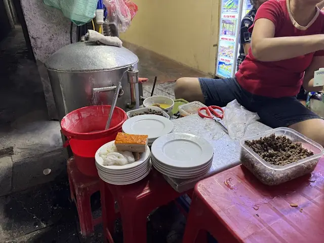 Bánh Cuốn Phố Cổ Hà Nội: Cẩm Nang Thưởng Thức Đầy Đủ Từ A Đến Z