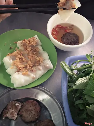 Cẩm Nang Thưởng Thức Bánh Cuốn Tôm Thịt Thanh Hóa: Từ Nguồn Gốc Đến Kinh Nghiệm Ăn Uống Chuẩn