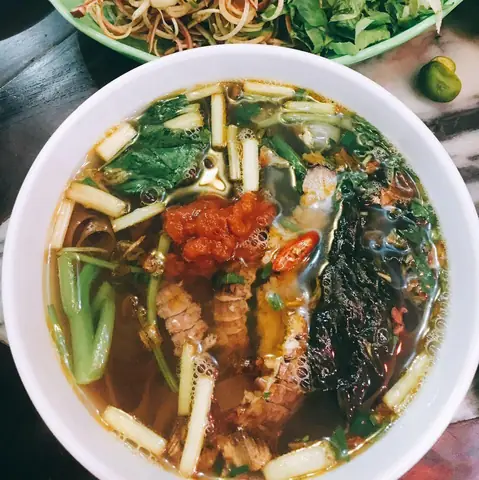 Khám Phá Quán Bánh Đa Cua Hải Phòng Ngon Nức Tiếng Khám Phá Quán Bánh Đa Cua Hải Phòng Ngon Nức Tiếng