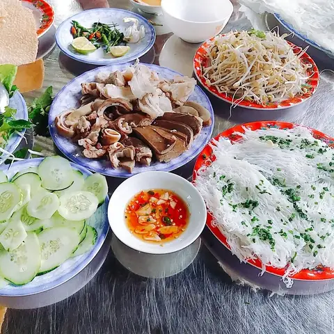 Top 7 Quán Bánh Hỏi Lòng Heo Phú Yên Ngon, Sạch, Giá Hợp Lý