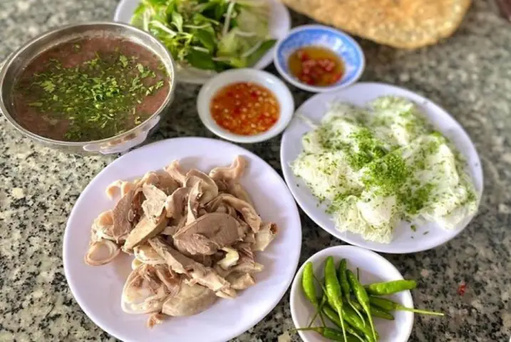 Top 7 Quán Bánh Hỏi Lòng Heo Phú Yên Ngon, Sạch, Giá Hợp Lý