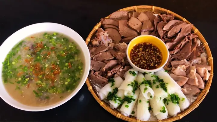 Bánh Hỏi Cháo Lòng Quy Nhơn: Hương Vị Đậm Đà Từ Vùng Đất "thần Vương" Bánh Hỏi Cháo Lòng Quy Nhơn: Hương Vị Đậm Đà Từ Vùng Đất "thần Vương"