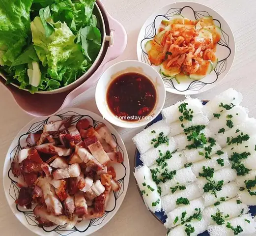 Khám Phá 10 Địa Chỉ Bán Bánh Hỏi Heo Quay Ngon Nhất Tp.hcm