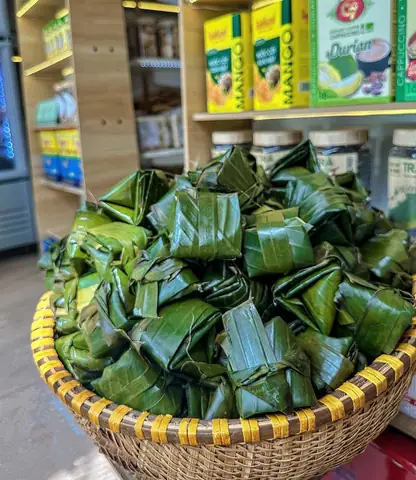 Bánh Ít Lá Gai Đà Nẵng: Top 5 Quán Ngon, Rẻ Nhất Nên Thử
