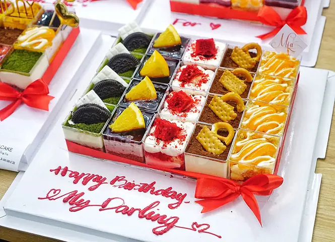 Đánh Giá Chi Tiết Bánh Kem Ngọc Điển Giồng Trôm: Món Quà Sông Nước Độc Đáo