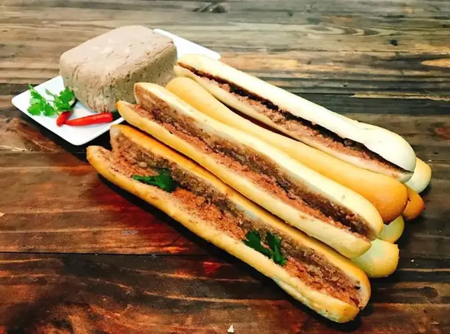 Top 5 Bánh Kẹo Đặc Sản Hải Phòng Nên Thử