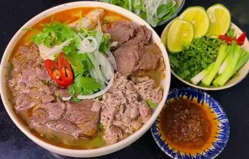 Bánh Khoái Cá Kình Làng Chuồn: Bí Quyết Thưởng Thức Món Ăn Vàng Từ Cố Đô Huế Bánh Khoái Cá Kình Làng Chuồn: Bí Quyết Thưởng Thức Món Ăn Vàng Từ Cố Đô Huế