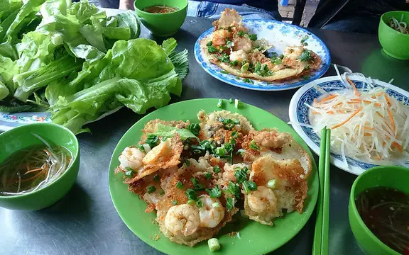 Bánh Khọt Cô Hai Vũng Tàu: Đánh Giá Toàn Diện & Trải Nghiệm Thực Tế Bánh Khọt Cô Hai Vũng Tàu: Đánh Giá Toàn Diện & Trải Nghiệm Thực Tế