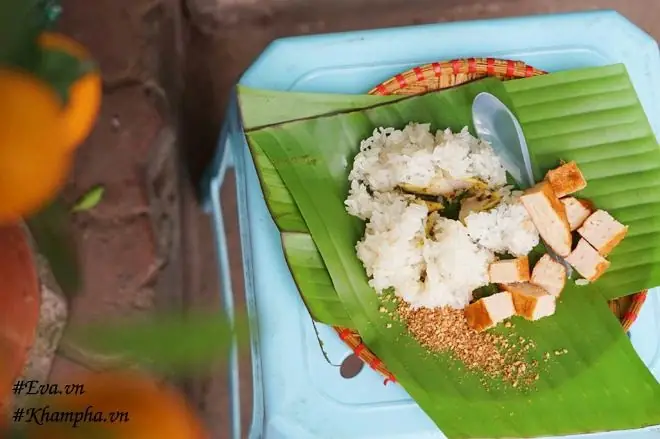Cẩm Nang Bánh Khúc Hà Nội: Tất Tần Tật Về Món Quà Vặt Đặc Trưng