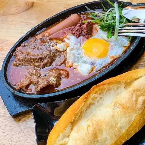 Bánh Mì Áp Chảo Đà Lạt Là Gì Và Ngon Như Thế Nào?