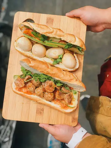 Top 15+ Quán Bánh Mì Sài Gòn Ngon Nức Tiếng