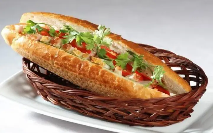 Top 5 Tiệm Bánh Mì Nổi Tiếng Đà Nẵng: Đánh Giá & So Sánh Chi Tiết Top 5 Tiệm Bánh Mì Nổi Tiếng Đà Nẵng: Đánh Giá & So Sánh Chi Tiết