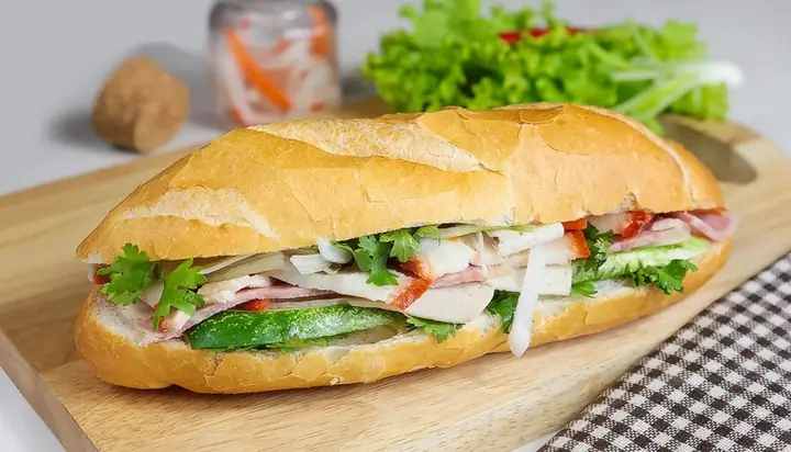 Top 10 Tiệm Bánh Mì Ngon Nhất Sài Gòn Top 10 Tiệm Bánh Mì Ngon Nhất Sài Gòn