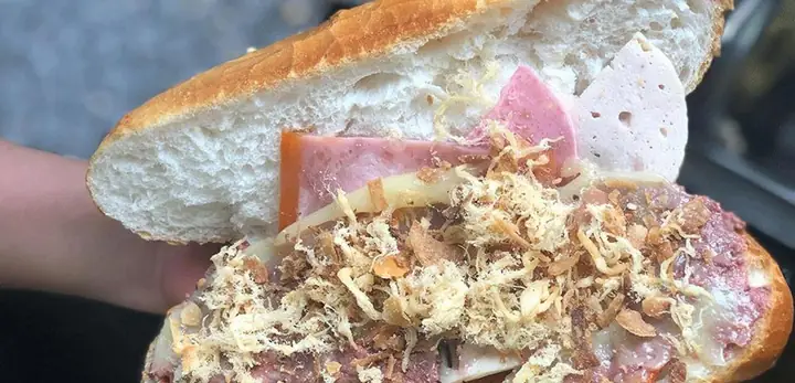 Bánh Mì Oanh Lý Tự Trọng: Đánh Giá Chi Tiết Từ A Đến Z Bánh Mì Oanh Lý Tự Trọng: Đánh Giá Chi Tiết Từ A Đến Z