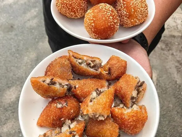 Top 5 Quán Bánh Rán Mặn Ngon Hà Nội Được Du Khách Tin Dùng Top 5 Quán Bánh Rán Mặn Ngon Hà Nội Được Du Khách Tin Dùng