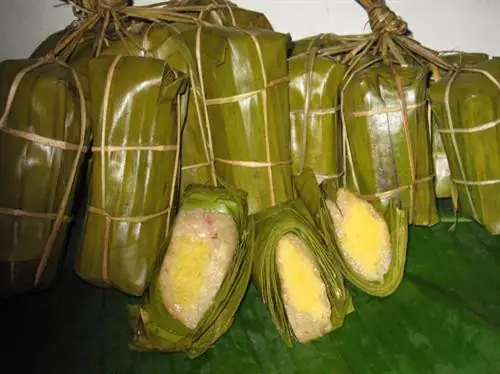 Bánh Tét Cốm Dẹp Trà Vinh: Đặc Sản Văn Hóa Từ Vùng Sông Nước Bánh Tét Cốm Dẹp Trà Vinh: Đặc Sản Văn Hóa Từ Vùng Sông Nước