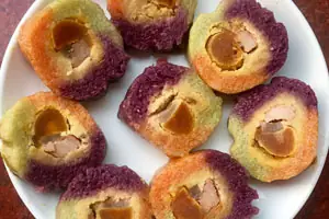 Bánh Tét Ngũ Sắc Cần Thơ: Món Quà Văn Hóa Đầy Màu Sắc