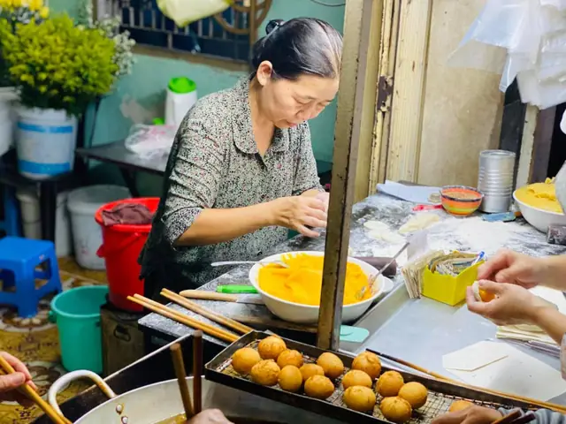 Quán Bánh Tiêu Vũng Tàu: Top 10 Địa Chỉ Ngon Quán Bánh Tiêu Vũng Tàu: Top 10 Địa Chỉ Ngon